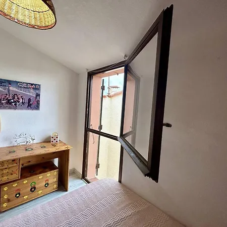 Apartamento Duplex Avec Grande Terrasse Et Parking Privé à 100m De La - Fr-1-529-122 *